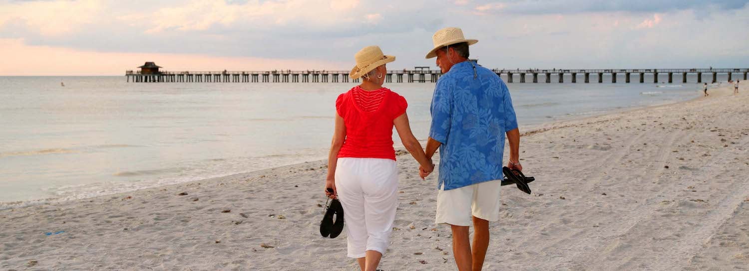 beach-couple
