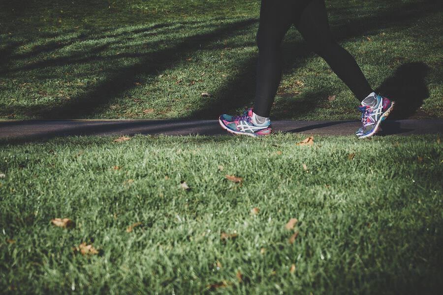 walking shoes grass trail
