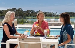 MPGL LADIES POOLSIDE OUTSIDE DRNKS DINING