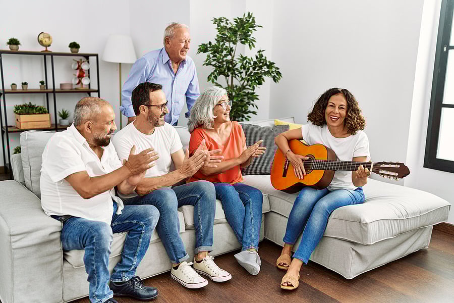 4 Amazing Health Benefits of Music for Seniors